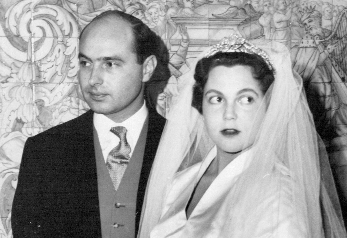 Prince Alexander of Yugoslavia and Princess Maria Pia of Savoy are pictured on their wedding day in Cascais on February 12, 1955 (SuperStock/Alamy)